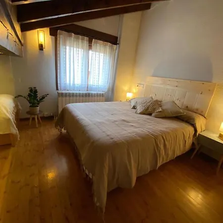 Atico En Apartment Llivia